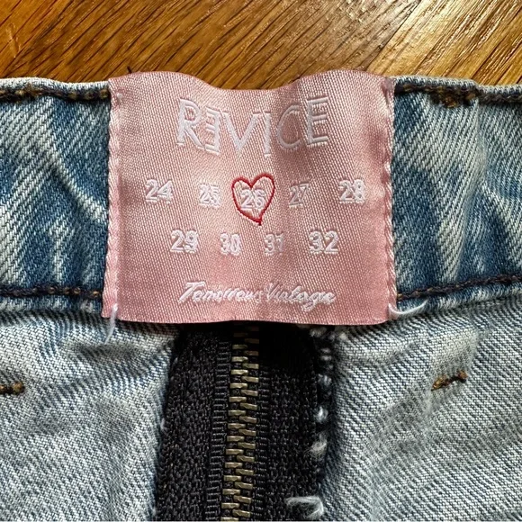 REVICE Denim Blue Ankle Cropped Jeans with Distressed Hem Size 26 Made in USA - Picture 7 of 16
